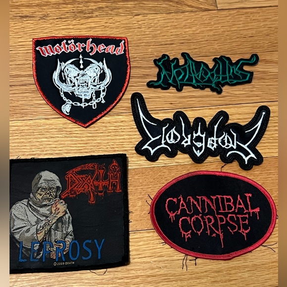 Droogies Alert! Mommy took his patches, his loss is your gain Offers are welcome - Picture 3 of 5